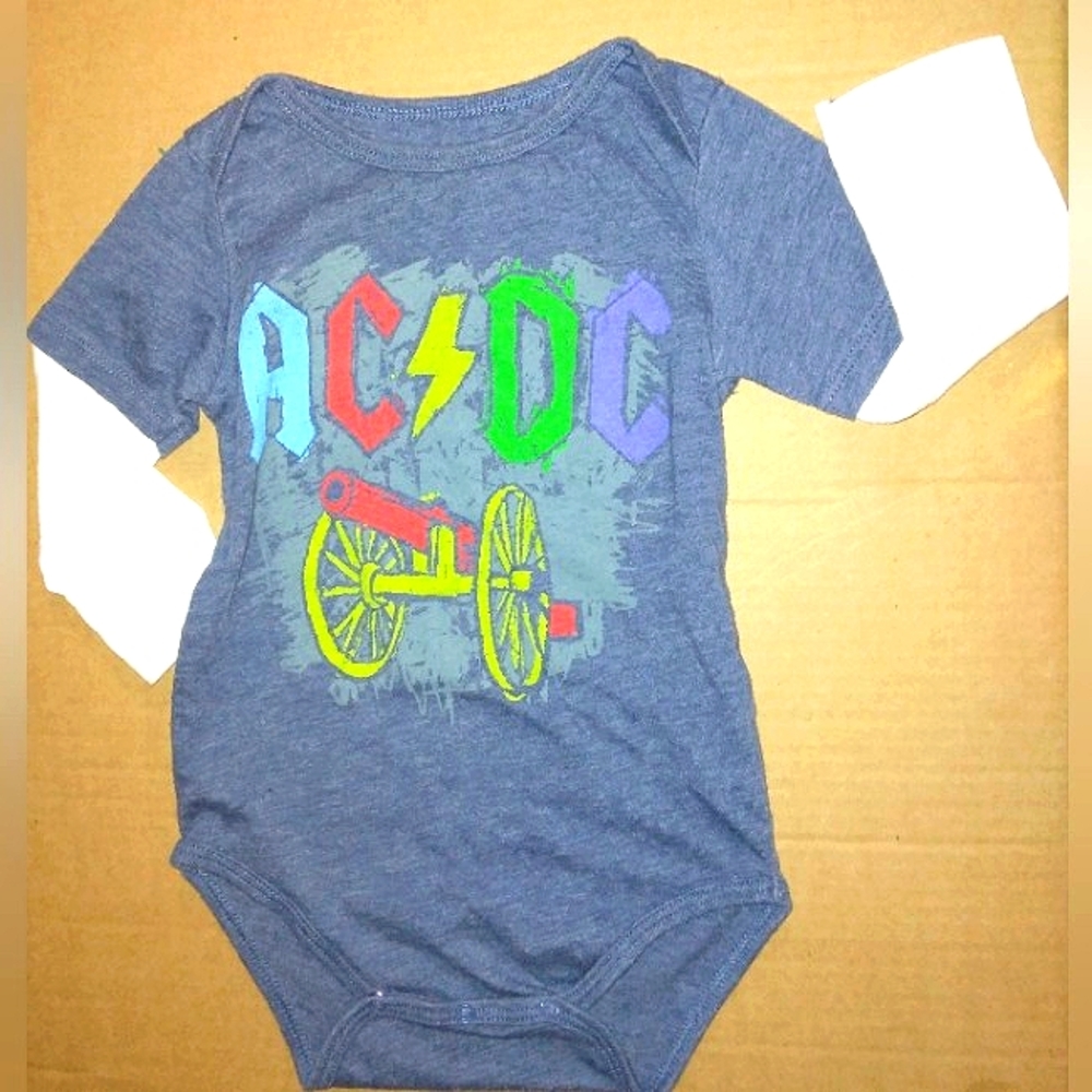 L@@K! GUC Infants 9mo ROCKWARE "ACDC" Unisex Long Sleeve Bodysuit☆2009